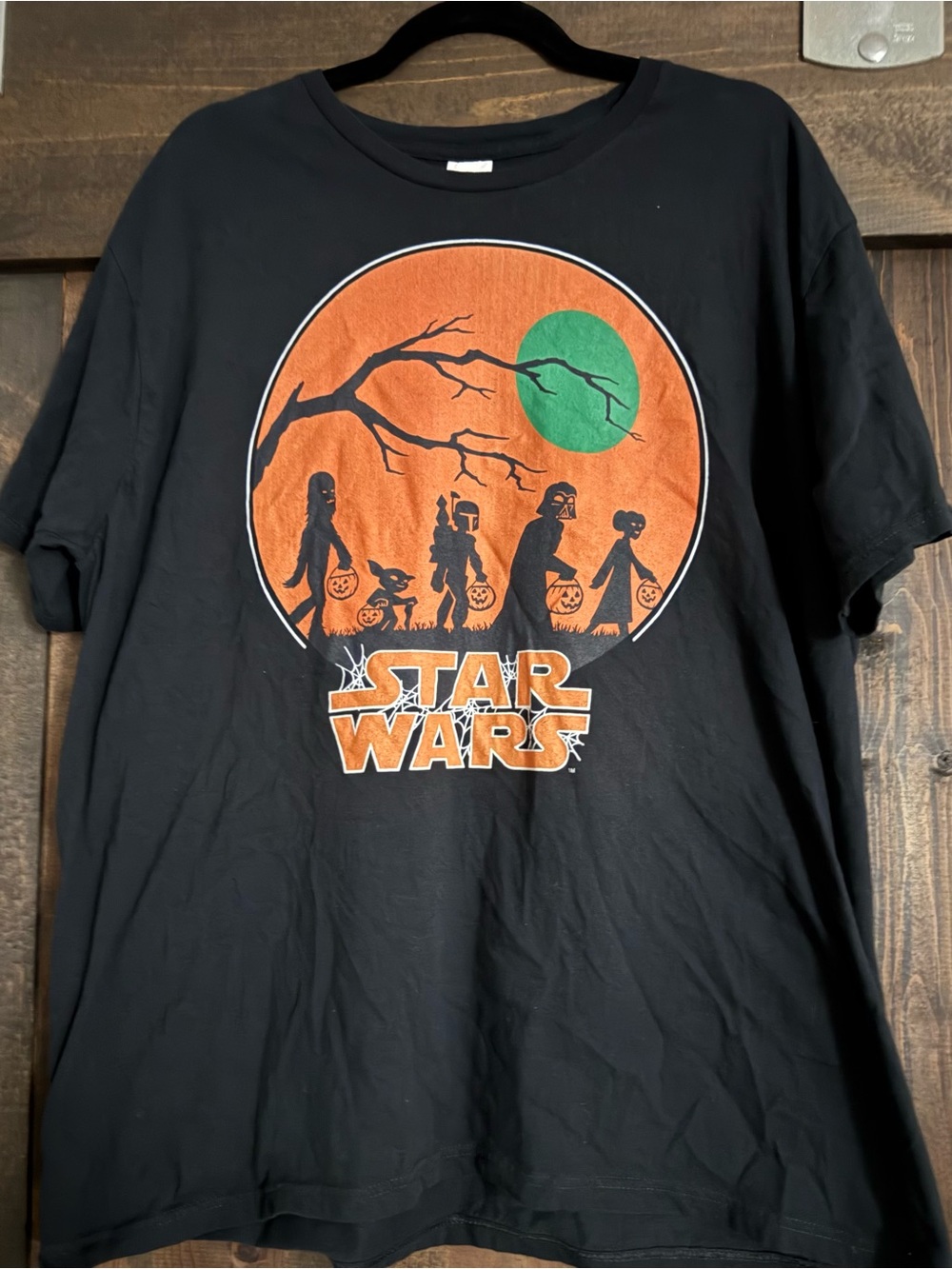 Men’s 2X Star Wars Halloween Trick or Treat  t-shirt Tee